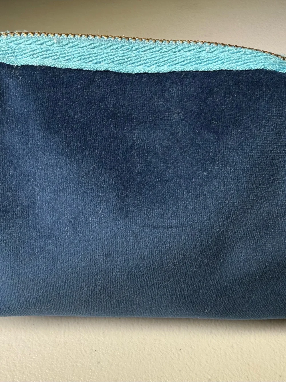 Sixton London Small Velvet Pouch & Queen Bee Pin.
